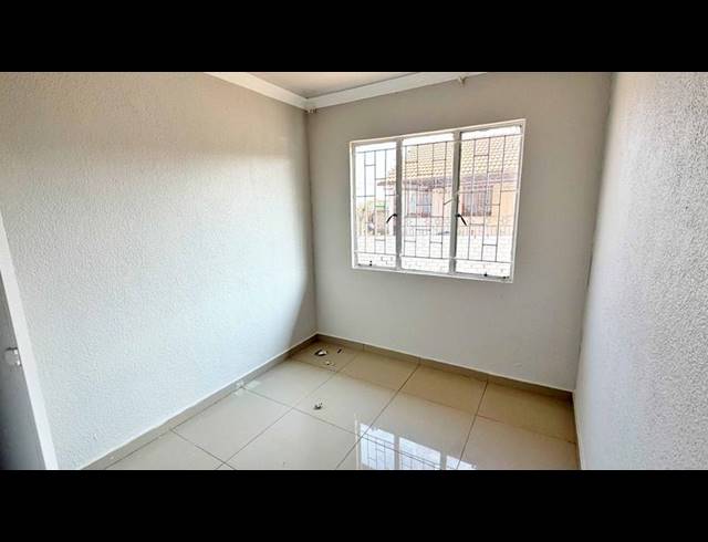 2 BEDROOM HOUSE FOR SALE IN SOSHANGUVE WW